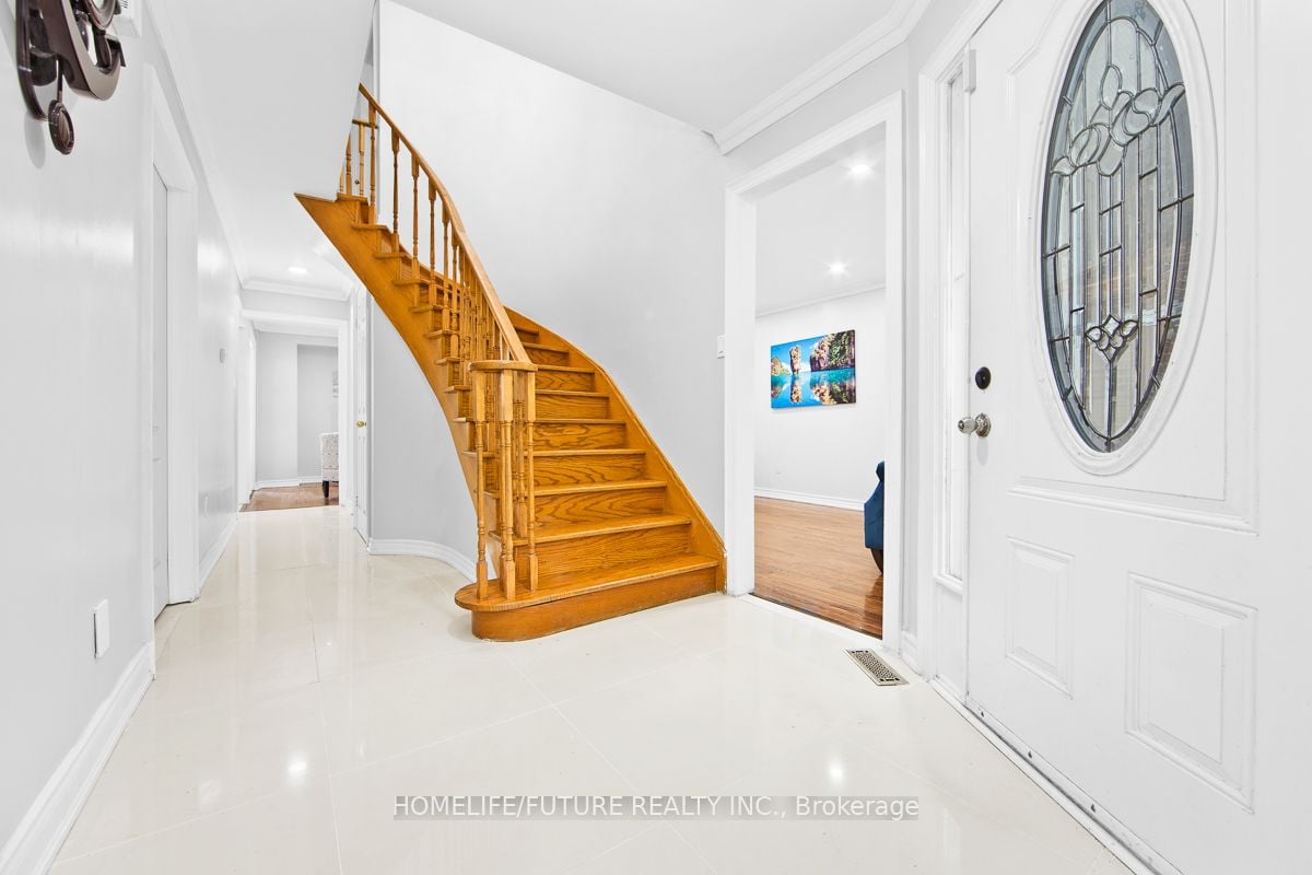 Additional image 2 of 37 Tarsus Crescent, Toronto, ON, M1C 3W6