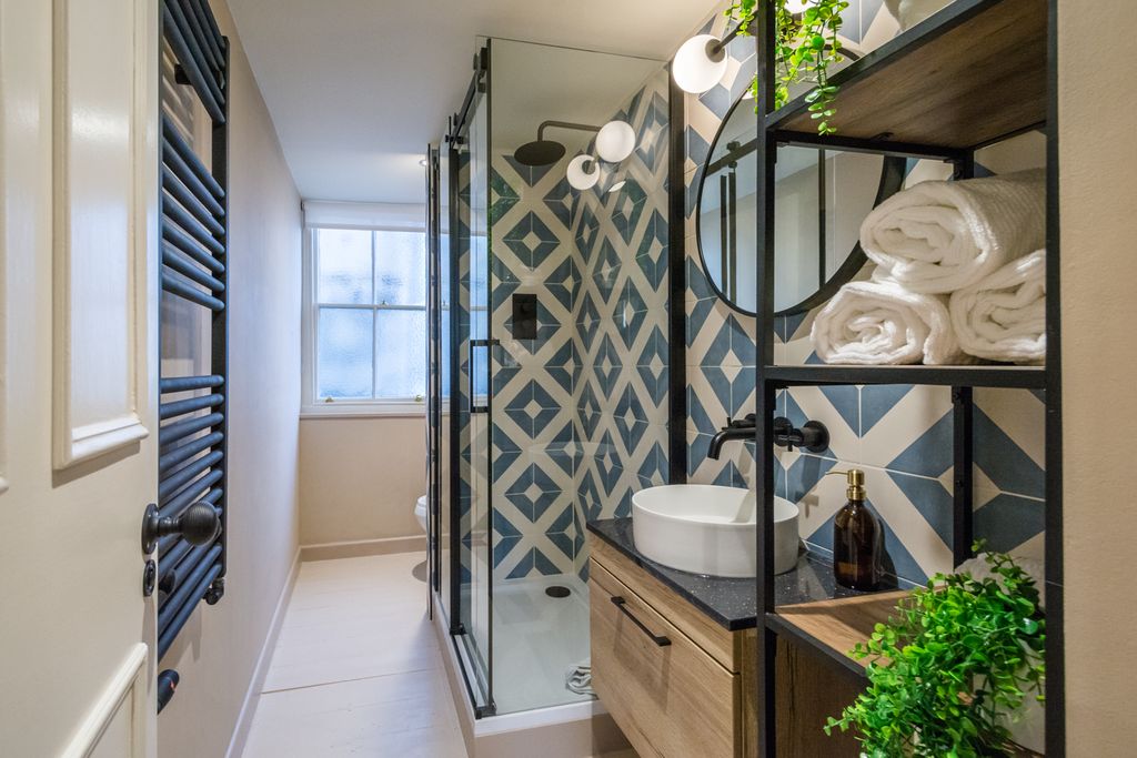 Additional image 3 of 2 bed flat to rentGay Street, Bath BA1