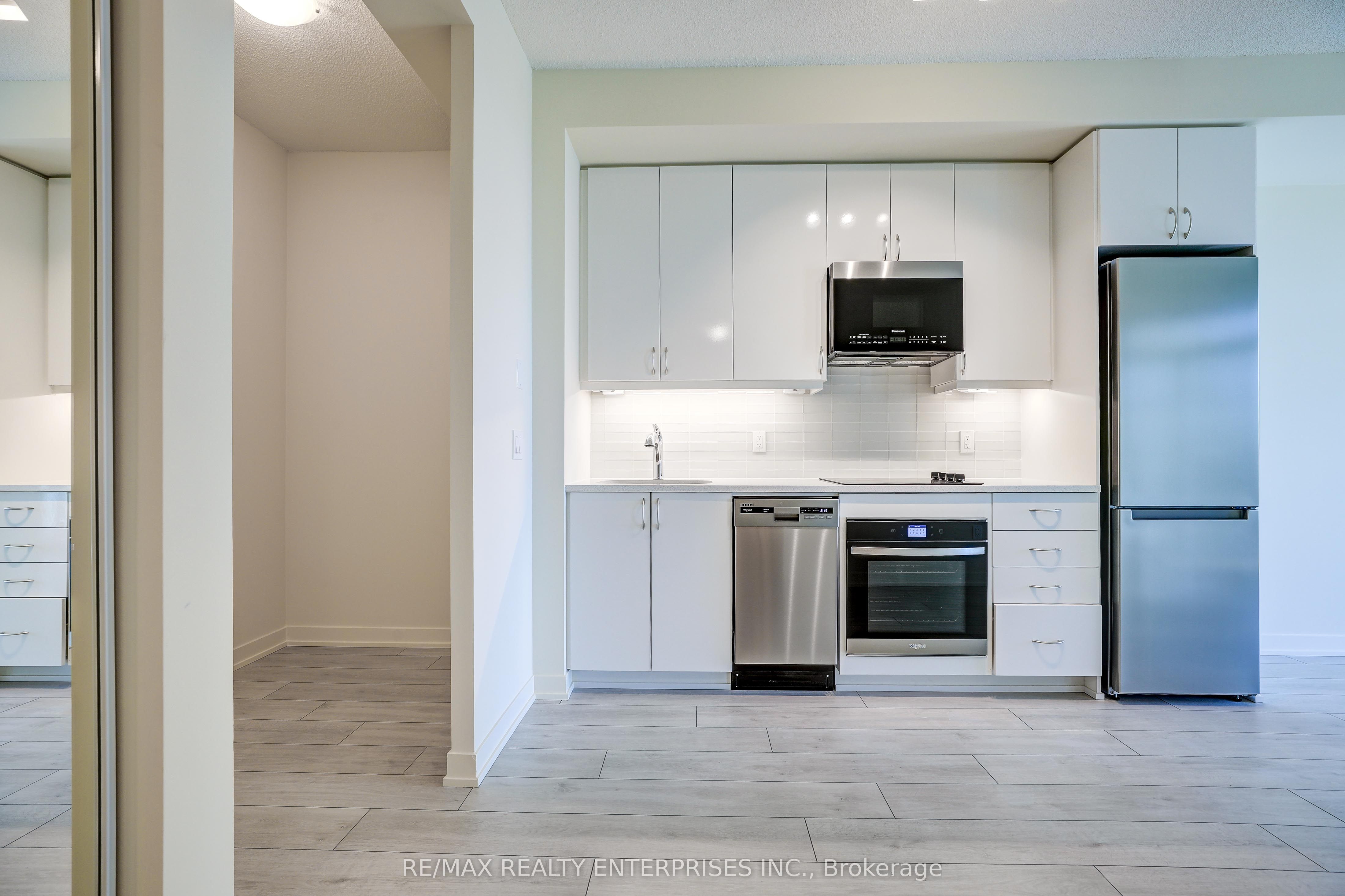 Additional image 5 of 3707-38 Annie Craig Drive, Toronto, ON, M8V 0G9