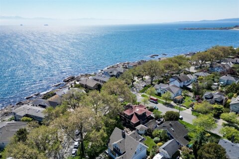 Additional image 9 of 1802 Hollywood Crescent, Victoria, BC, V8S 1J5