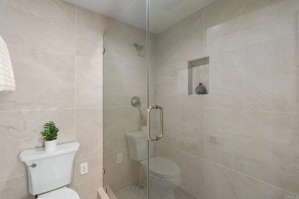 Additional image 68 of 214 S Pacific Street, Oceanside, CA 92054