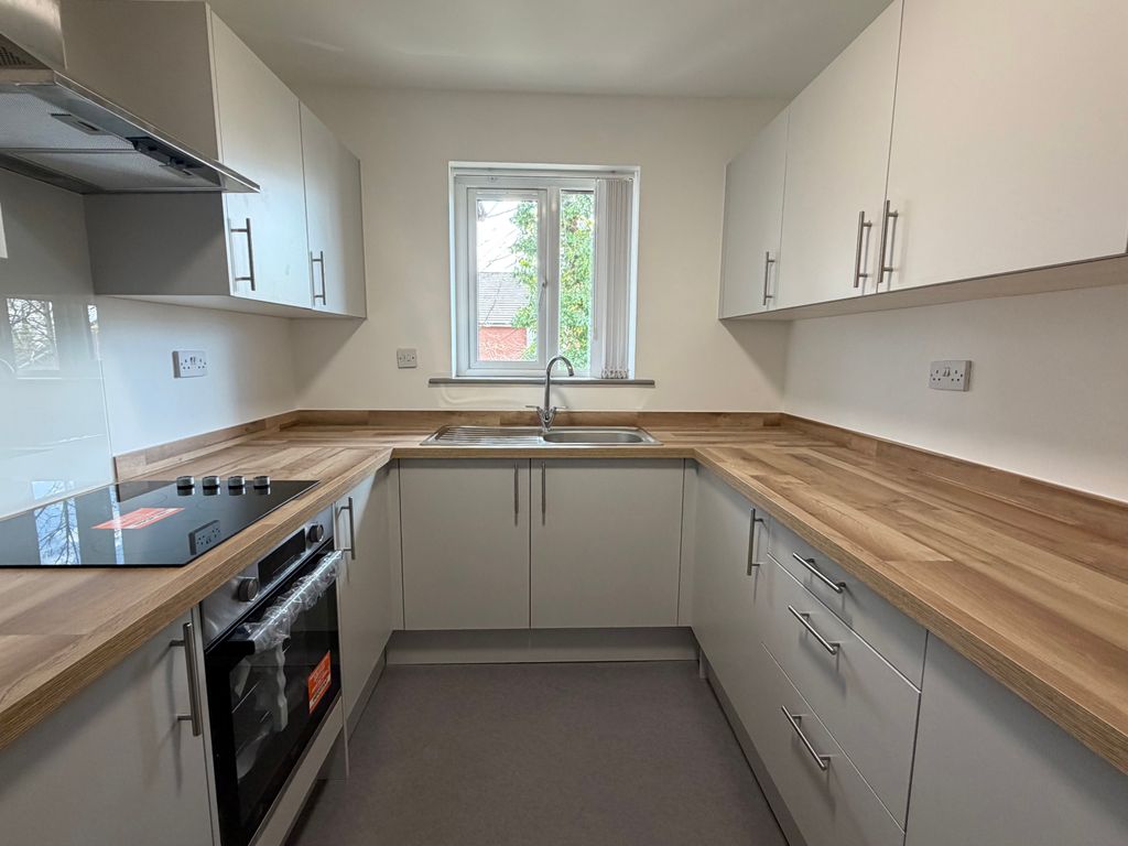 Additional image 5 of 2 bed shared accommodation to rentGarstang Road, Preston PR1