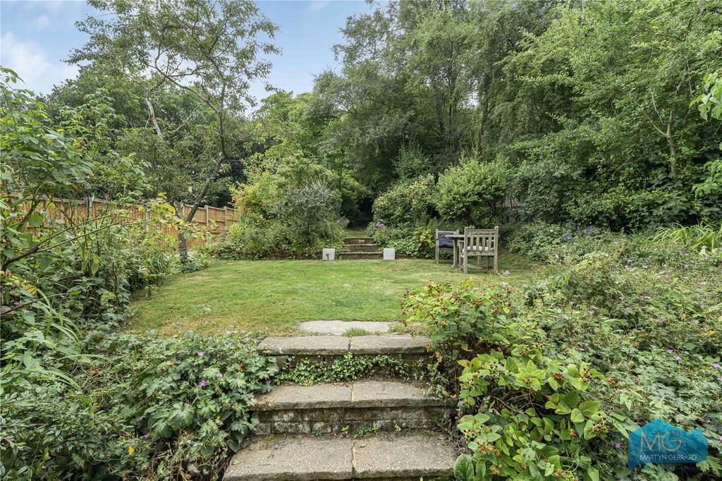 Additional image 6 of 3 bed detached house for saleHendon Wood Lane, Mill Hill, London NW7