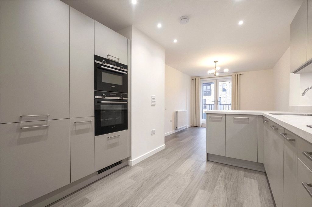 Additional image 6 of 4 bed terraced house for saleMadeira Street, Greenock PA16