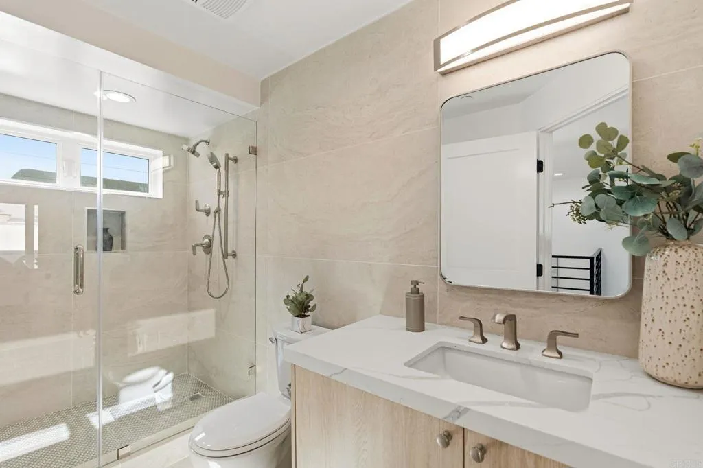 Additional image 70 of 214 S Pacific Street, Oceanside, CA 92054