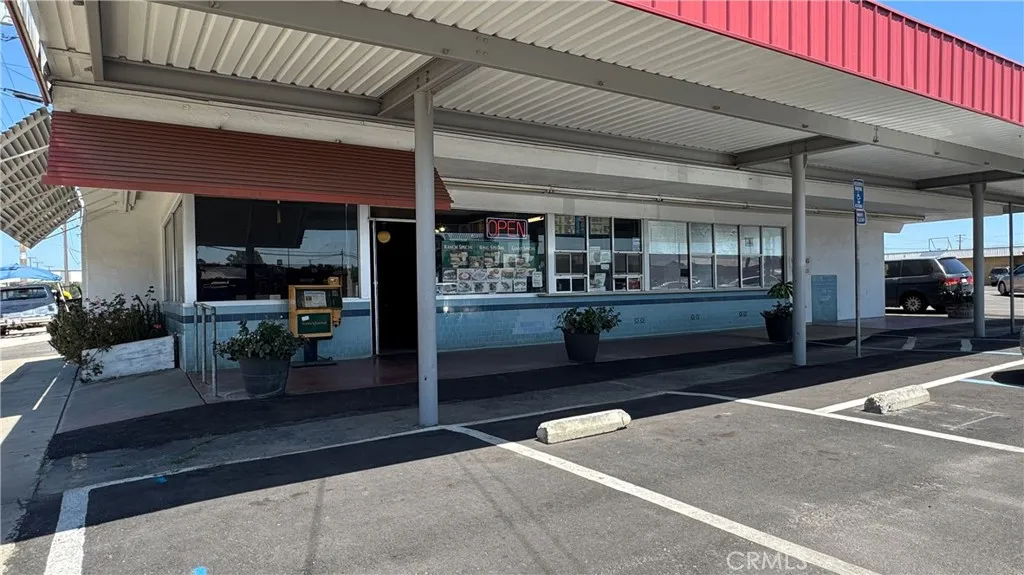 Additional image 5 of 690 C Street, Turlock, CA 95380