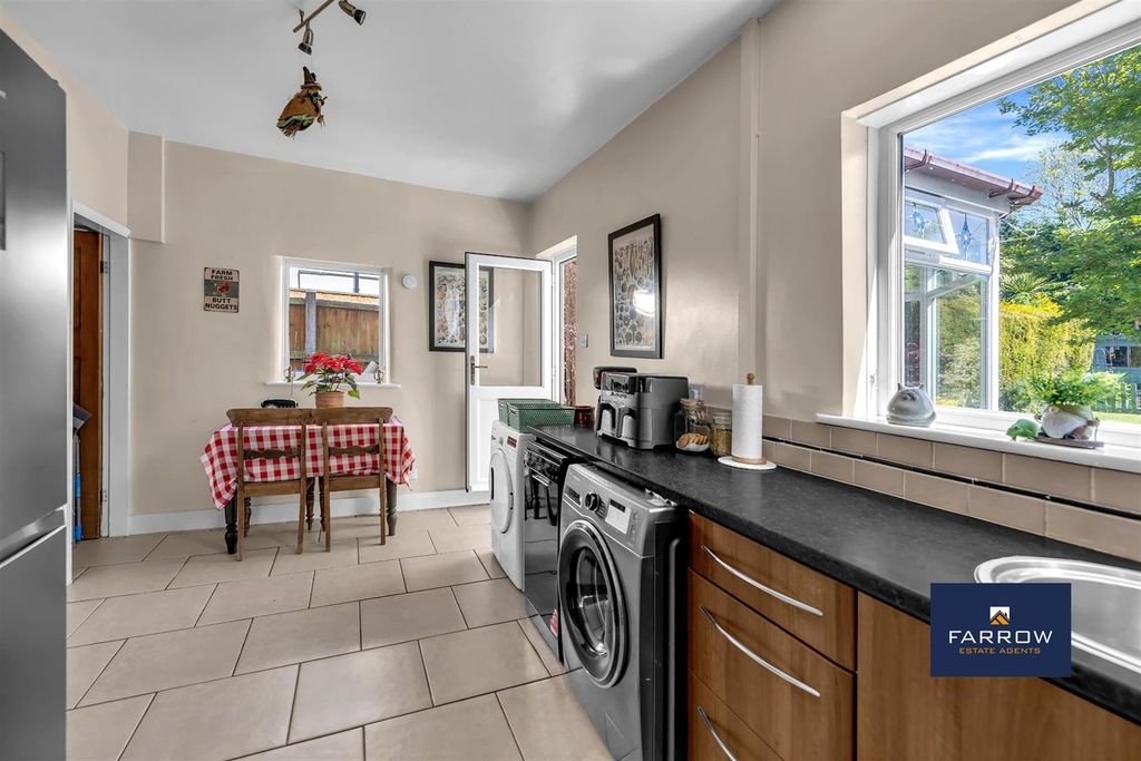 Additional image 9 of 2 bed semi-detached house for saleCemetery Crescent, Laceby, Grimsby DN37