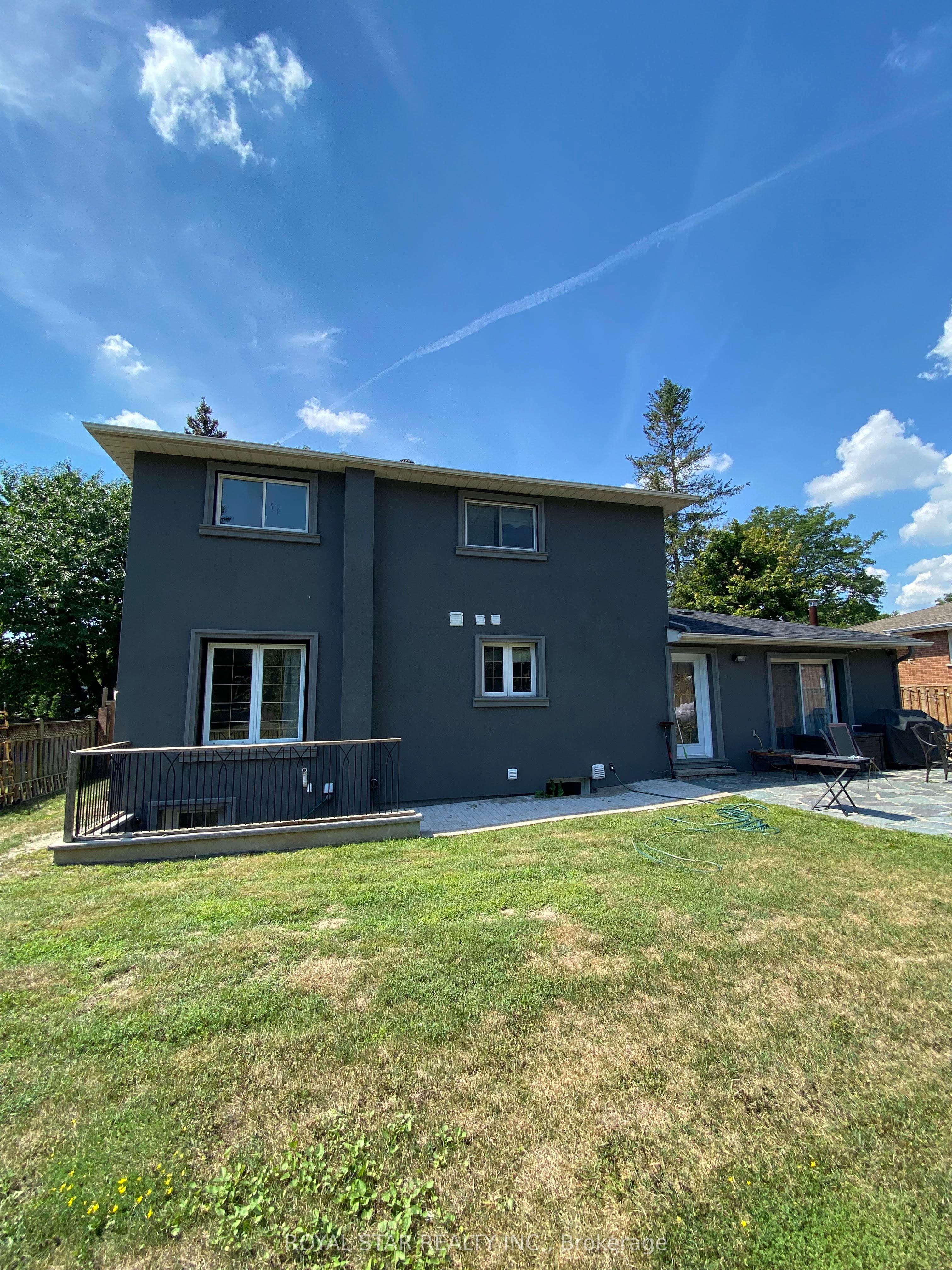 Bsmt-48 Sunnywood Crescent, Richmond Hill, ON, L4C 6W3