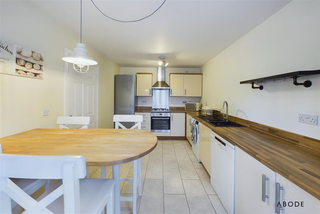 Additional image 6 of 4 bed semi-detached house to rentMerton Drive, Derby DE22