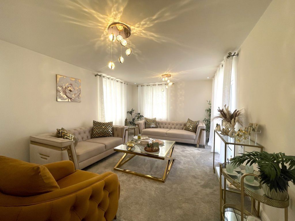 Additional image 4 of 5 bed detached house to rentSheerness Way, Peterborough PE7