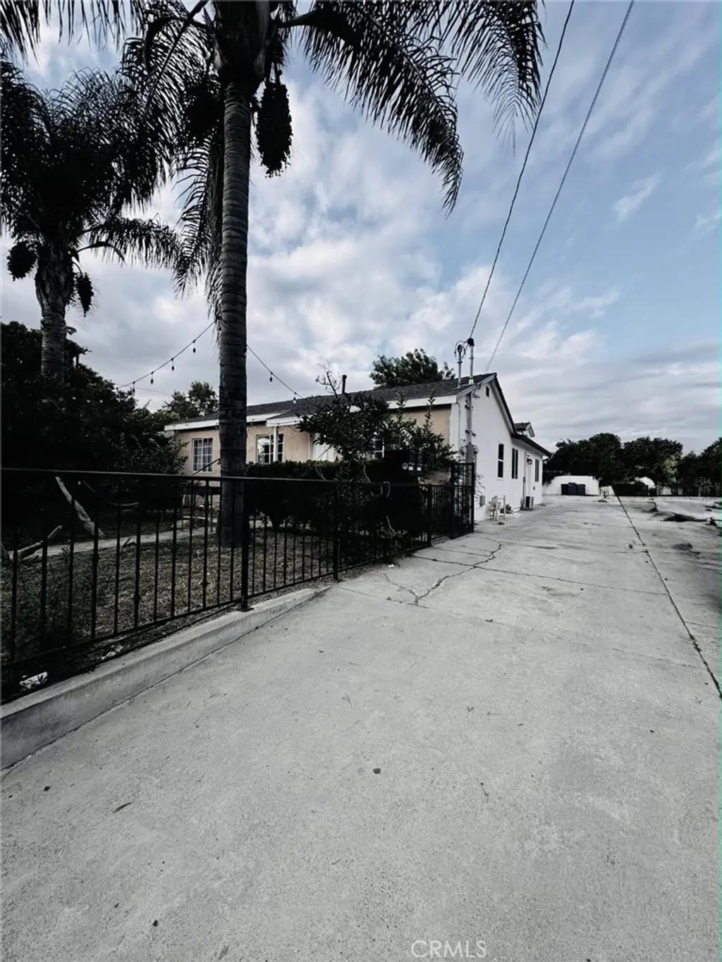 Additional image 3 of 10620 Laurel Canyon Blvd, Pacoima, CA 91331