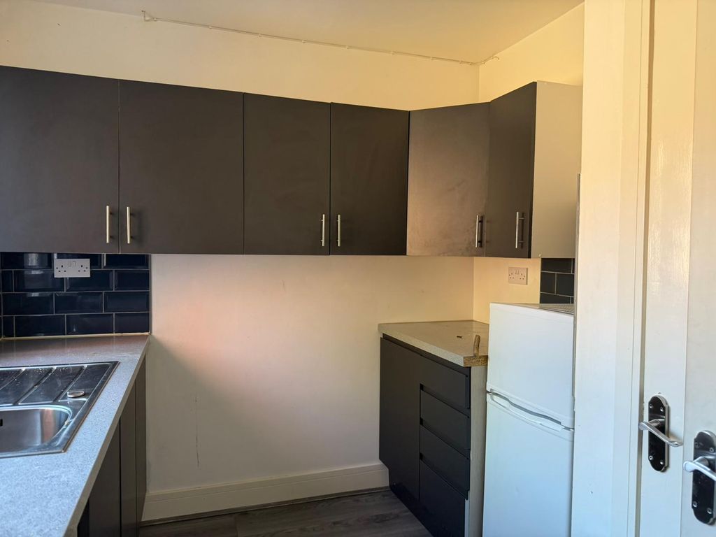 Additional image 35 of 8 bed flat to rentComberton Road, Kidderminster DY10