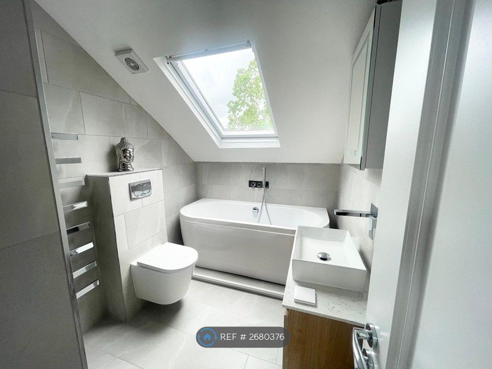 Additional image 32 of 2 bed flat to rentClarendon Avenue, Leamington Spa CV32