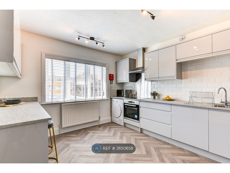 Additional image 8 of 5 bed maisonette to rentStocker Road, Bognor Regis PO21