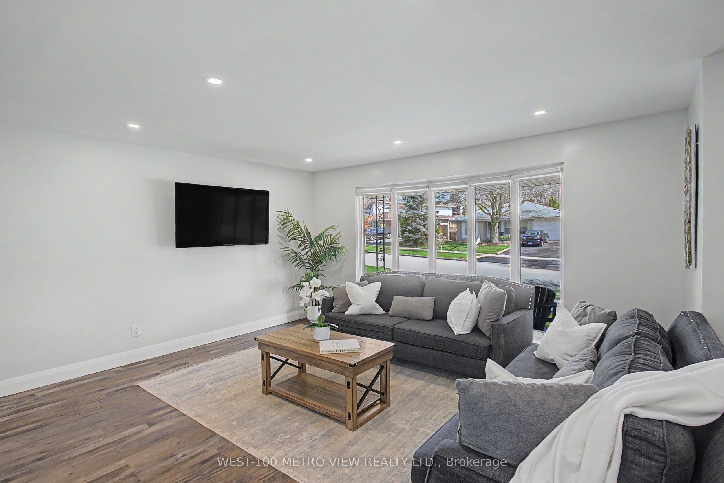 Additional image 5 of 2144 Sandringham Drive, Burlington, ON, L7P 1T9