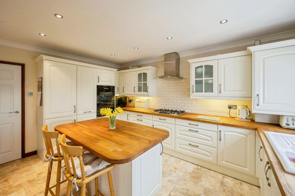 Additional image 2 of 4 bed detached bungalow for saleHigh Street, Broughton, Brigg DN20