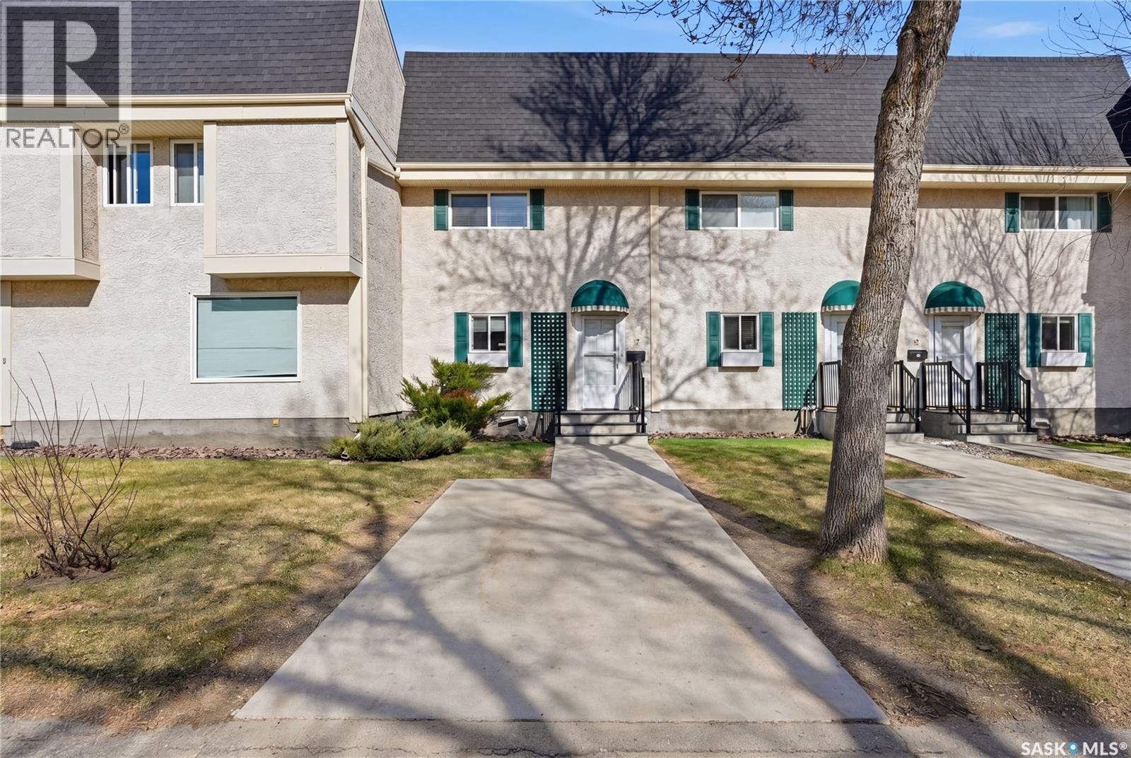 7 Killarney Way, Regina, SK, S4S6V9