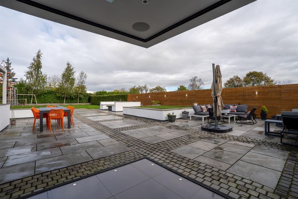 Additional image 37 of 5 bed detached house for saleDore Road, Dore, Sheffield S17