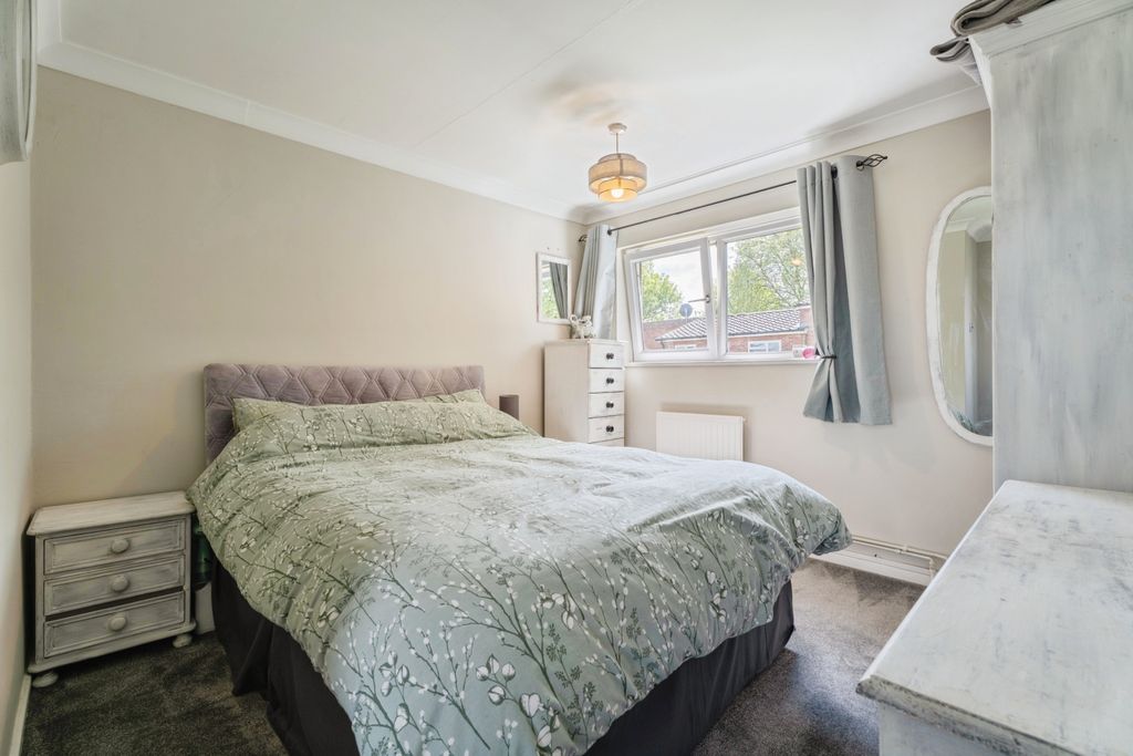 Additional image 10 of 3 bed terraced house for saleYork Close, Bury St. Edmunds IP33