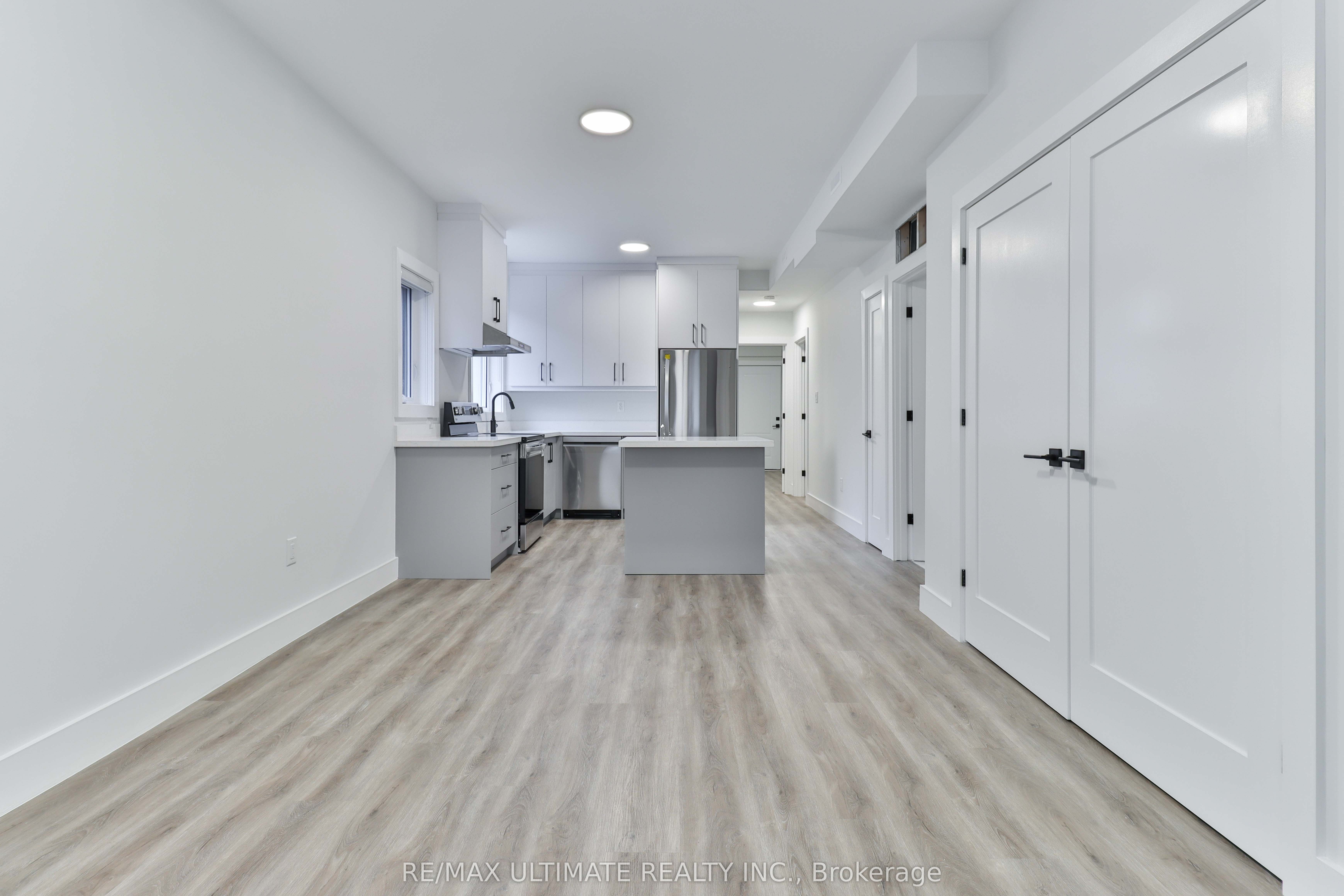 Additional image 5 of Main Floor-6 Chudleigh Road, Toronto, ON, M6E 1Y8