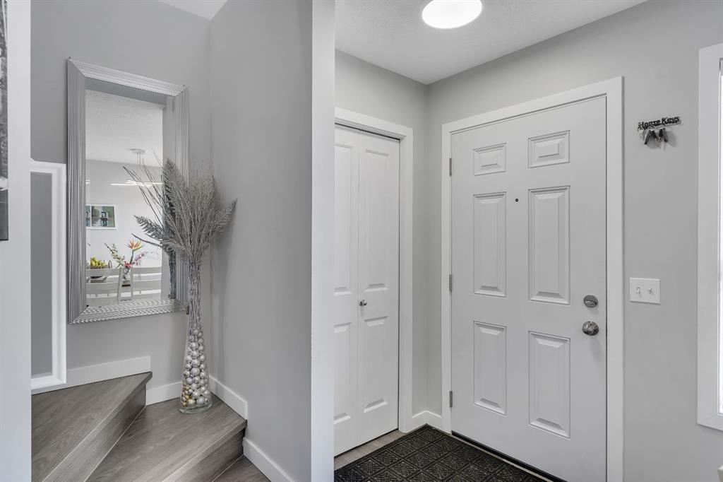 Additional image 3 of 257 Saddlebrook Point NE, Calgary, AB, T3J 0G4
