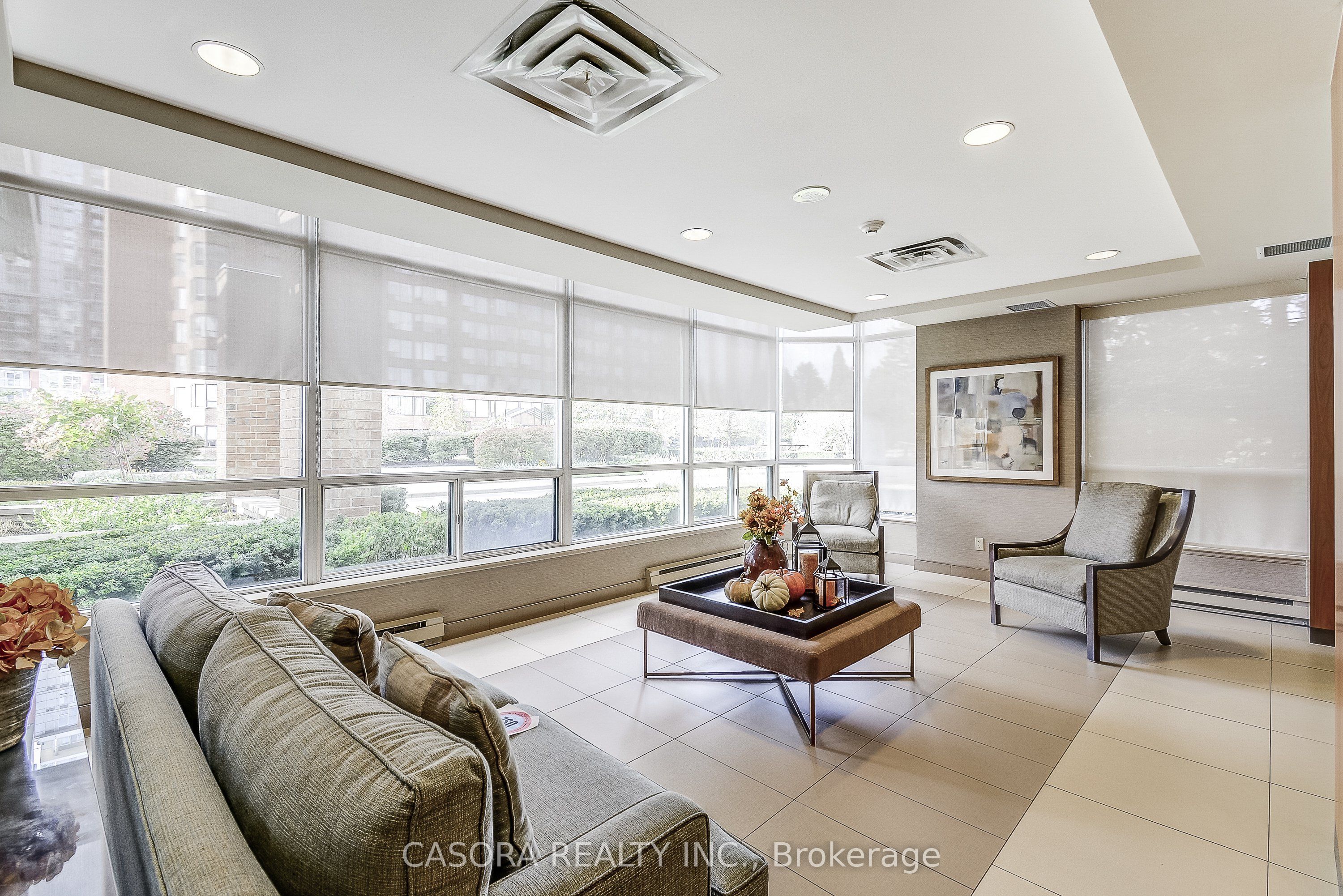 Additional image 4 of 1112-1276 Maple Crossing Boulevard, Burlington, ON, L7S 2J9