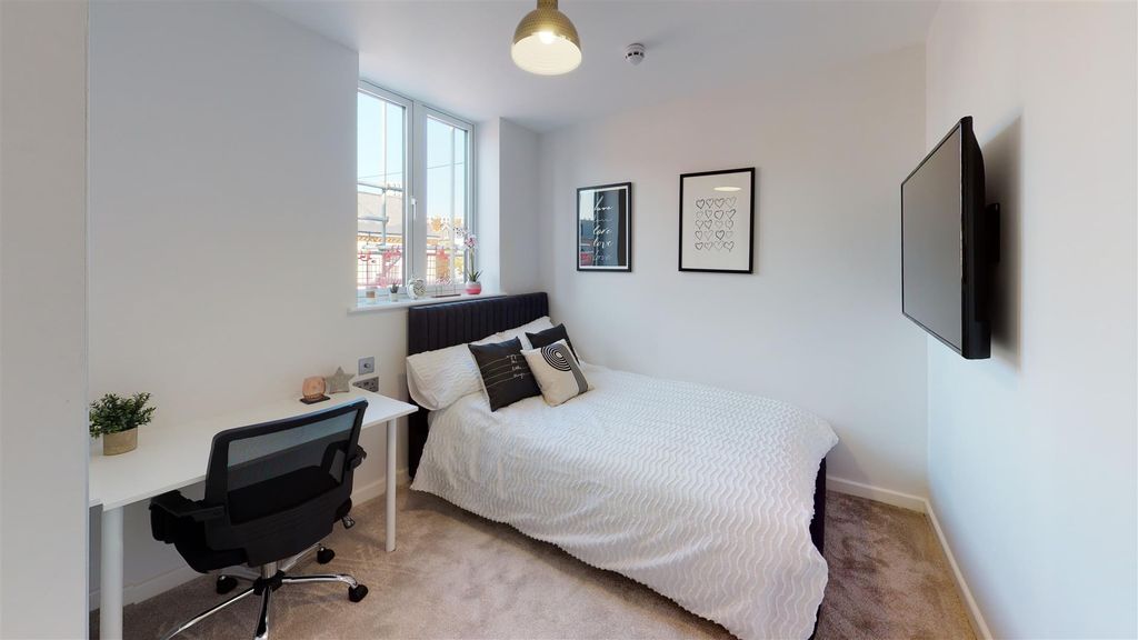 Additional image 6 of 5 bed shared accommodation to rentHubert Road, Birmingham B29
