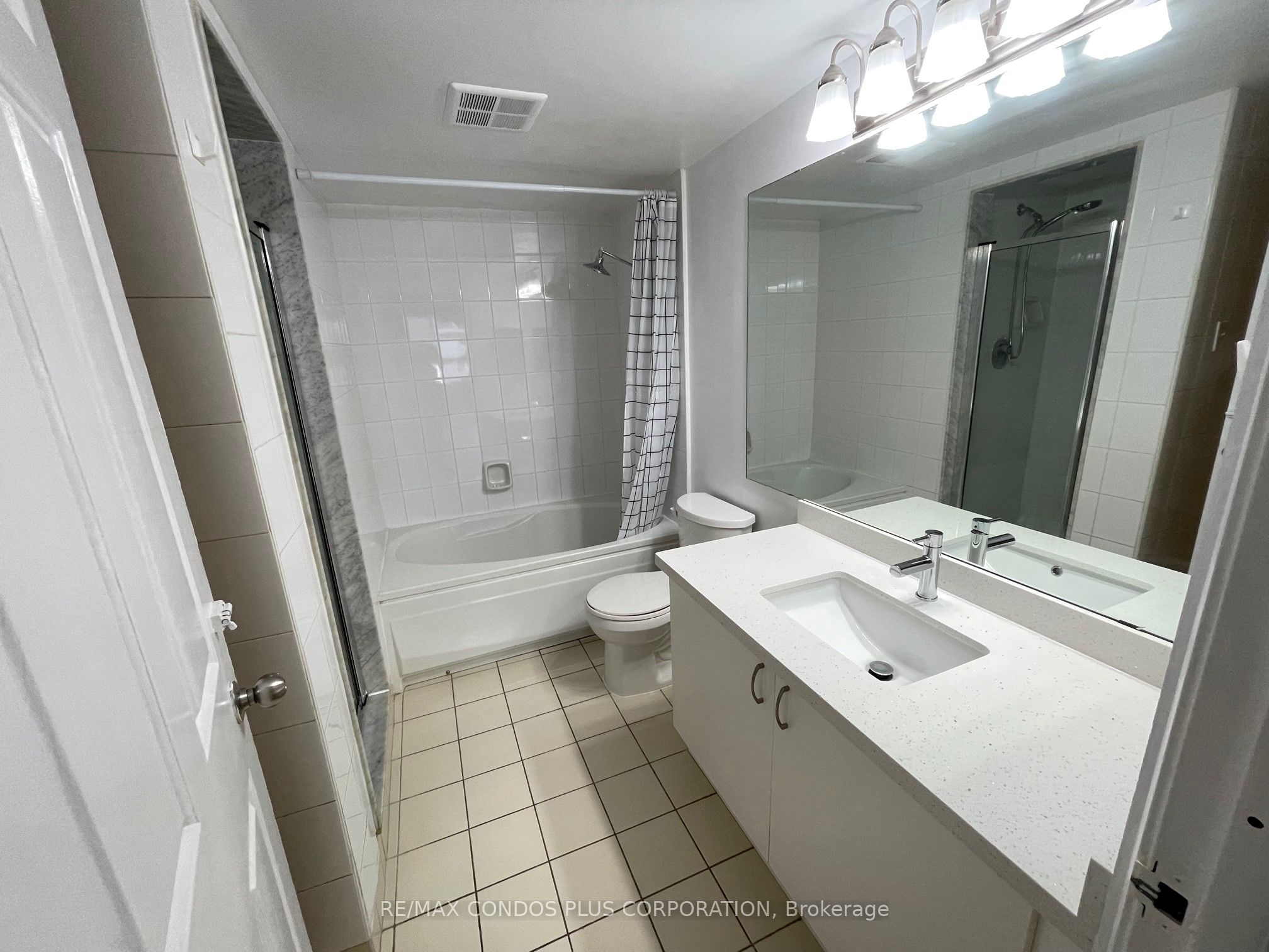 Additional image 4 of 602-44 Gerrard Street W, Toronto, ON, M5G 2K2
