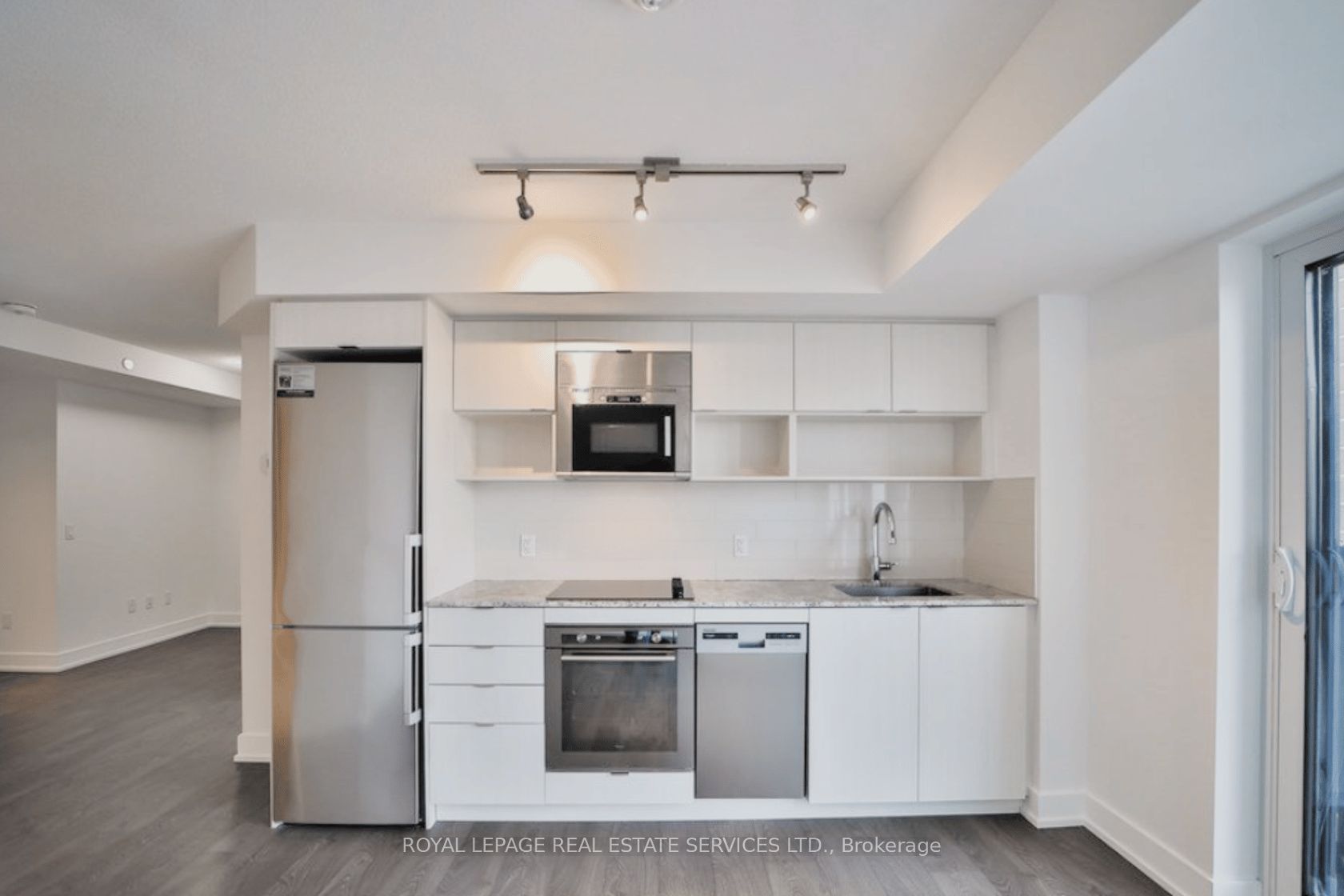 Additional image 6 of 803-7 Mabelle Avenue, Toronto, ON, M9A 4Y1