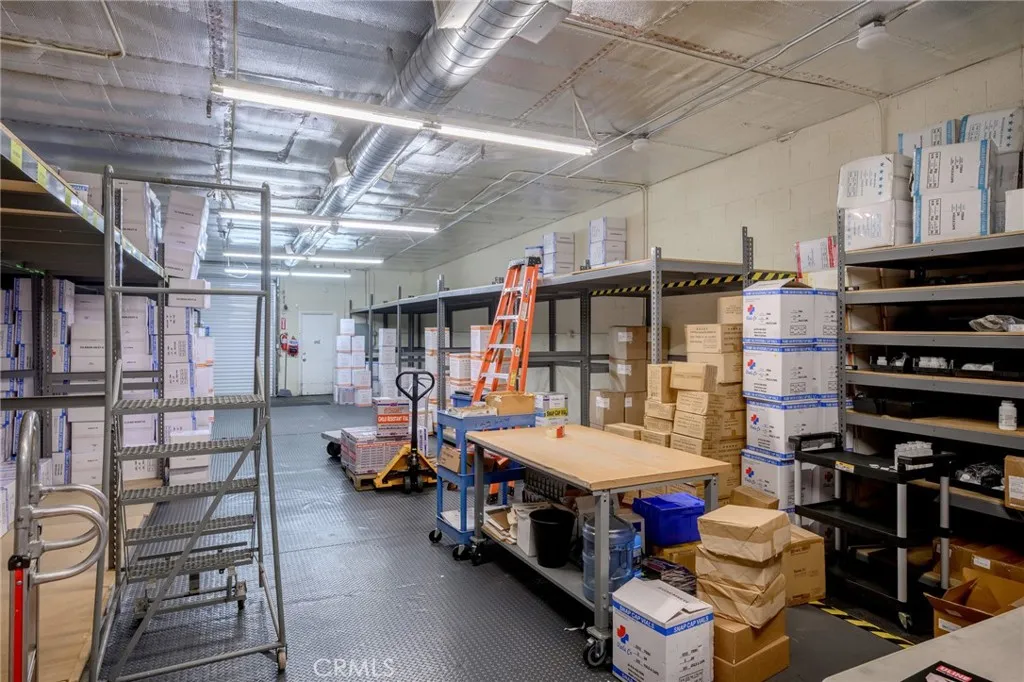 Additional image 14 of 3210 N San Fernando Blvd, Burbank, CA 91504