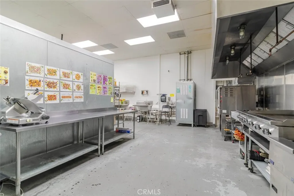 Additional image 12 of Saticoy Street, North Hollywood, CA 91605