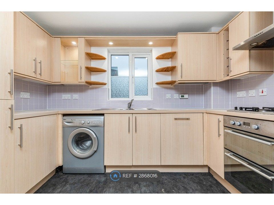 Additional image 2 of 2 bed flat to rentAmis Walk, Bristol BS7