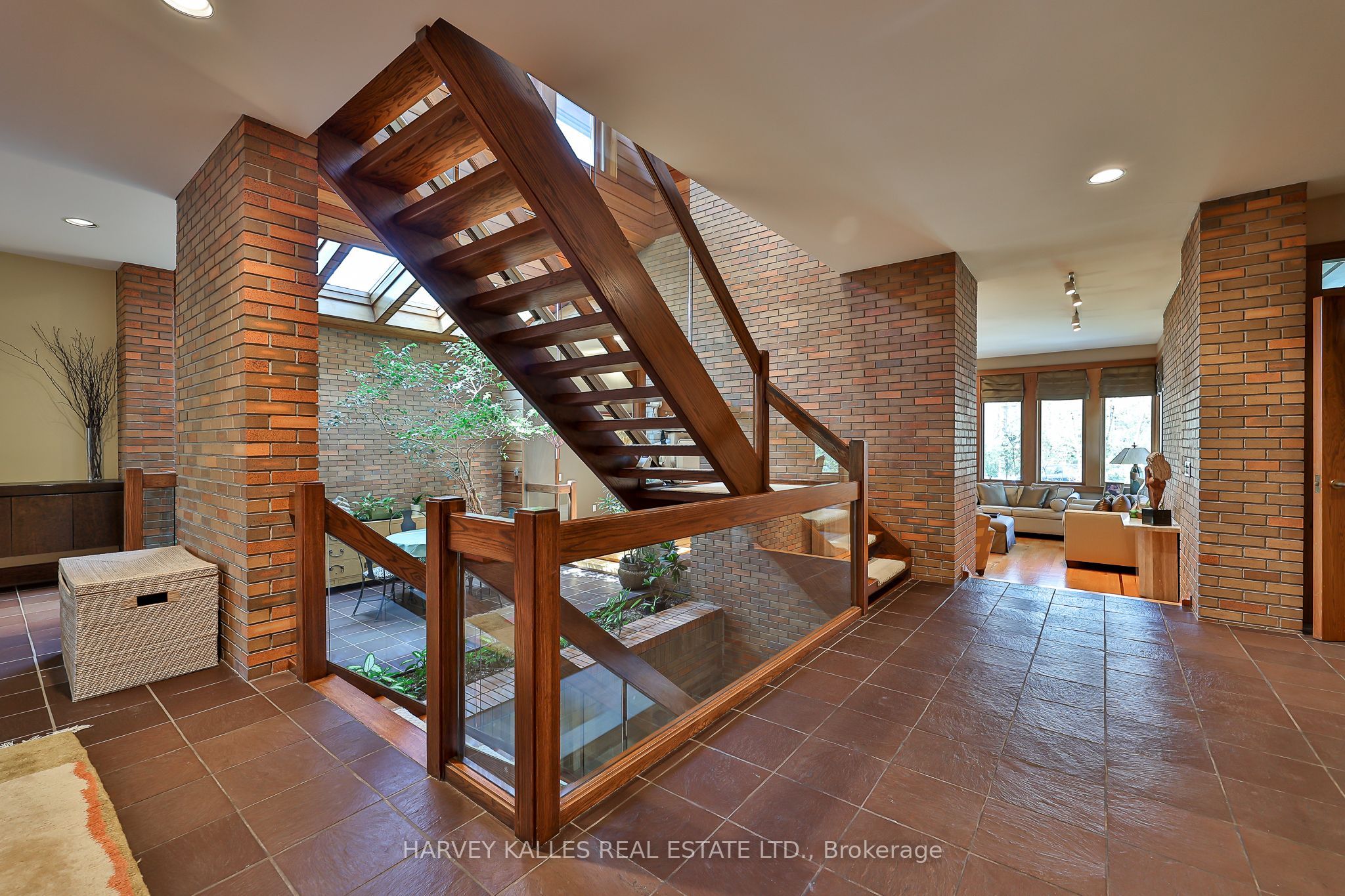 Additional image 5 of 223 Hillhurst Boulevard, Toronto, ON, M5N 1P3