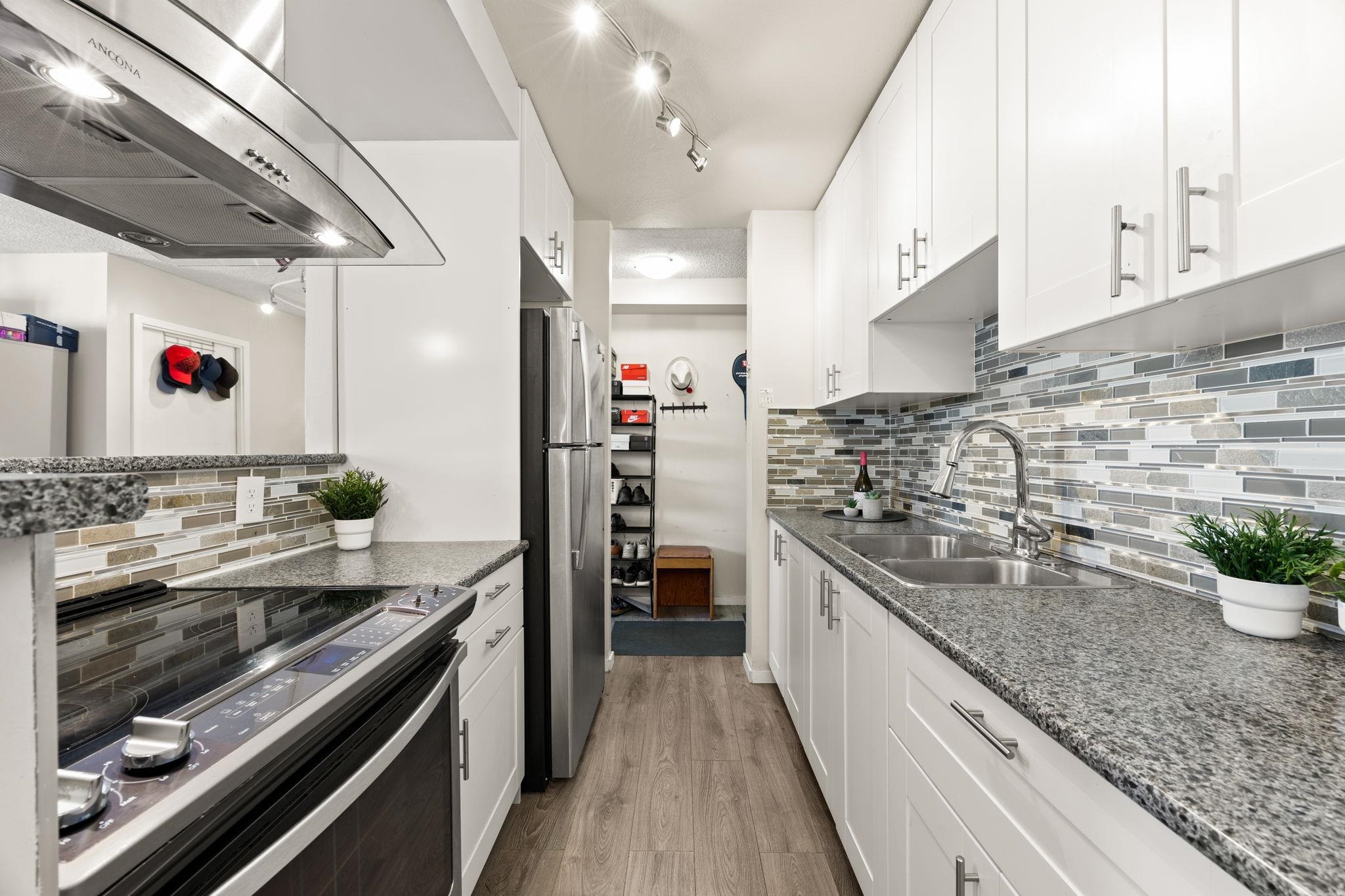 Additional image 2 of 1202-6759 Willingdon Avenue, Burnaby, BC, V5H 3Y9