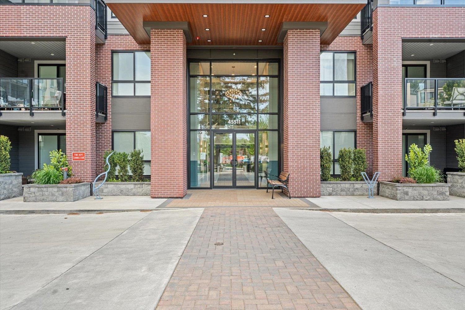 Additional image 3 of 202-45511 Campus Drive, Chilliwack, BC, V2R 6K8