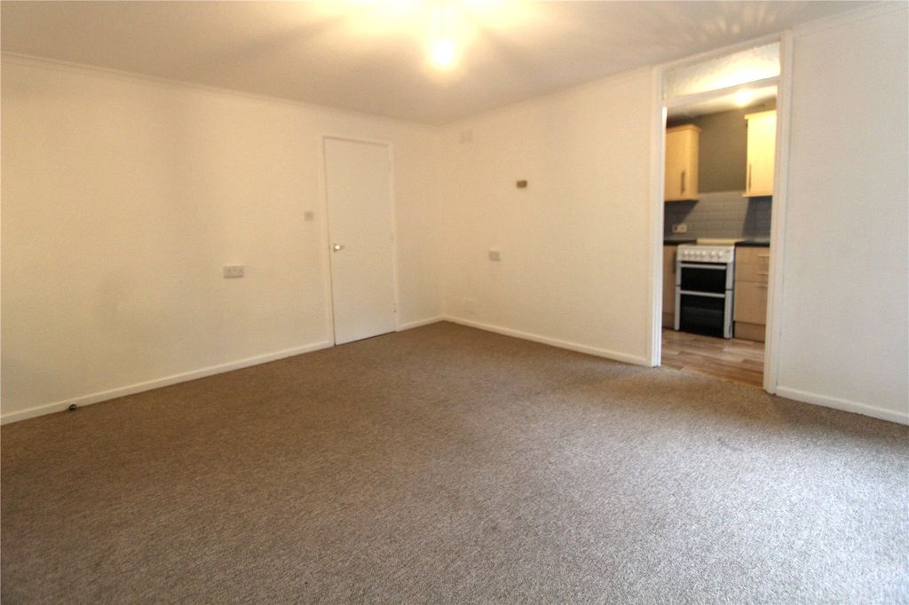 Additional image 5 of 2 bed flat for saleHopeswood, Greatham, Liss, Hampshire GU33