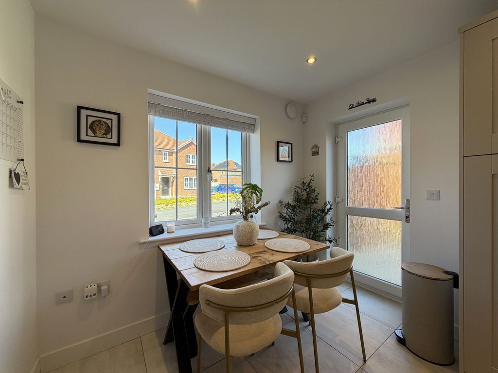 Additional image 4 of 2 bed terraced house to rentPeacock Avenue, Branston LN4