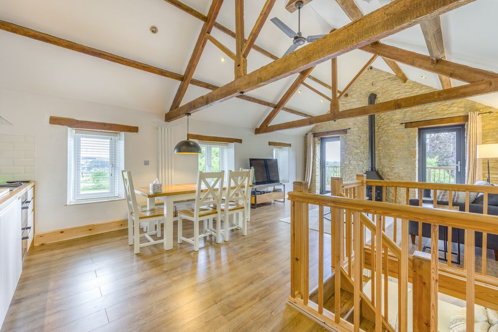 Additional image 13 of 5 bed country house to rentChilson Hill, Oxfordshire OX7