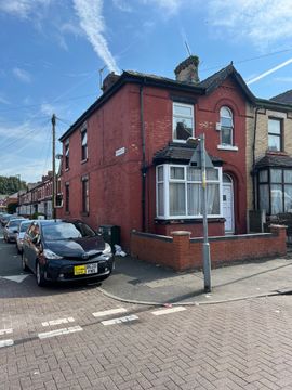 Esmond Road, Manchester M8