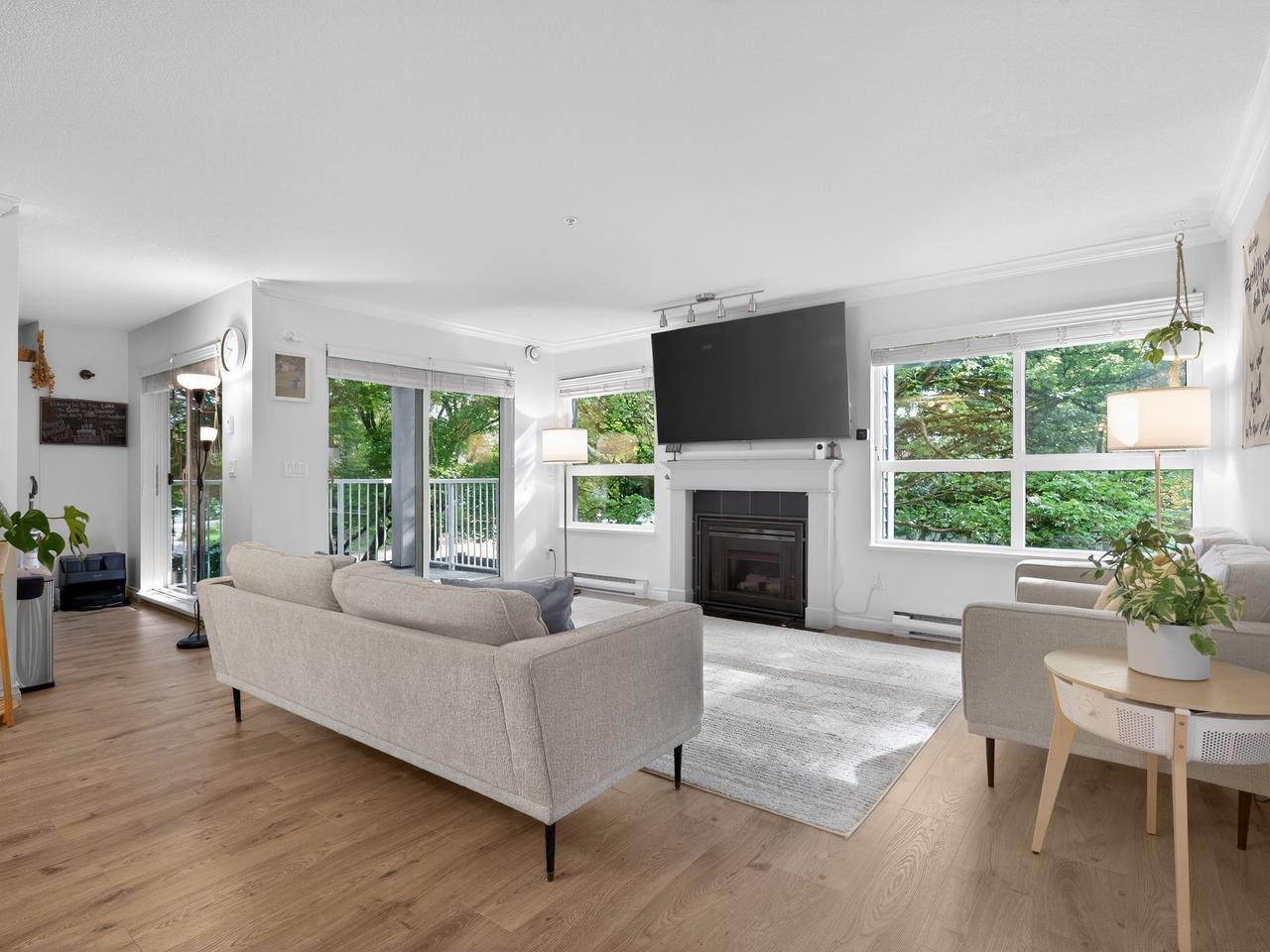 Additional image 3 of 207-9668 148 Street, Surrey, BC, V3R 0W2
