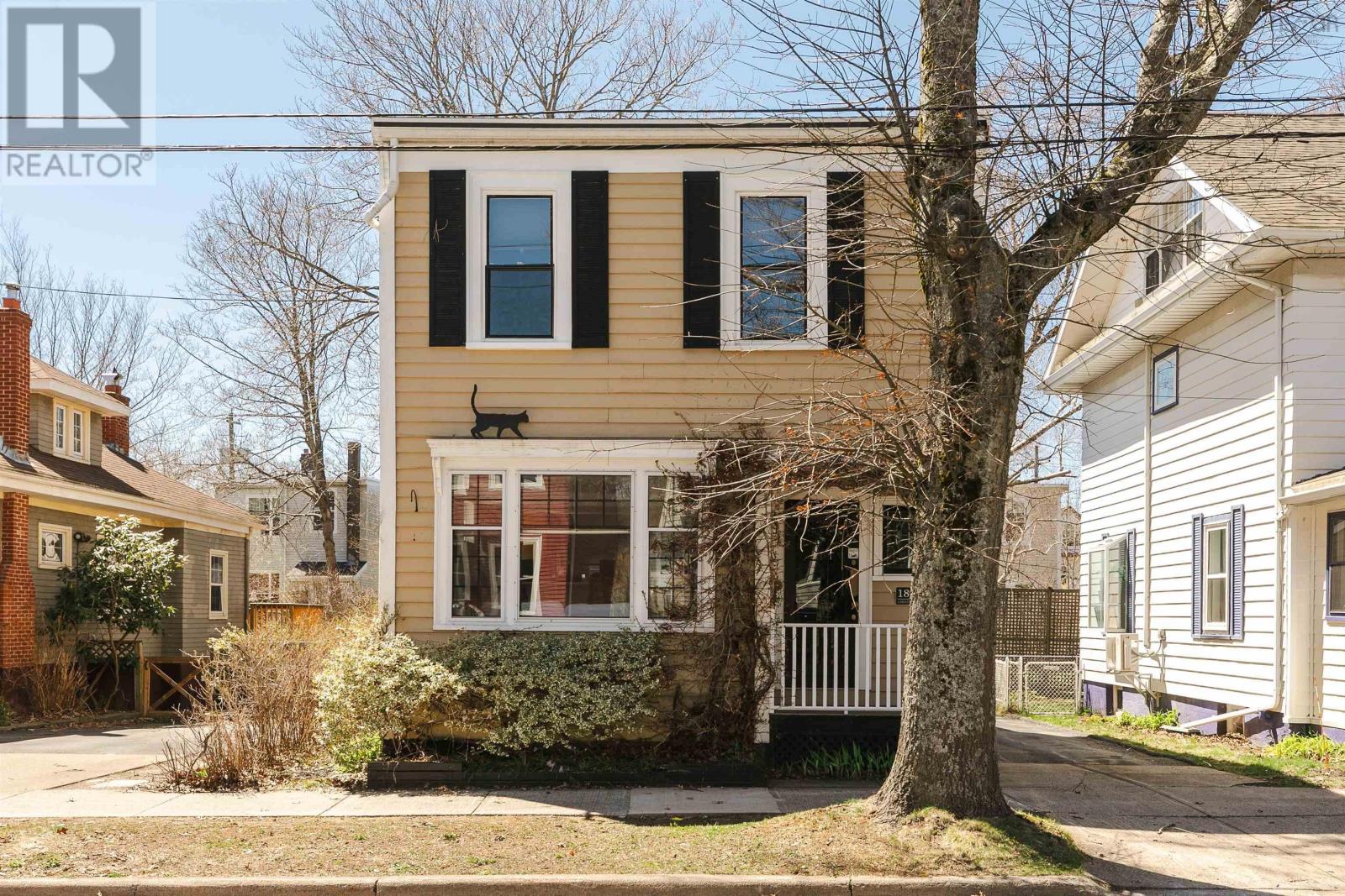 1808 Chestnut Street, Halifax, NS, B3H3T8