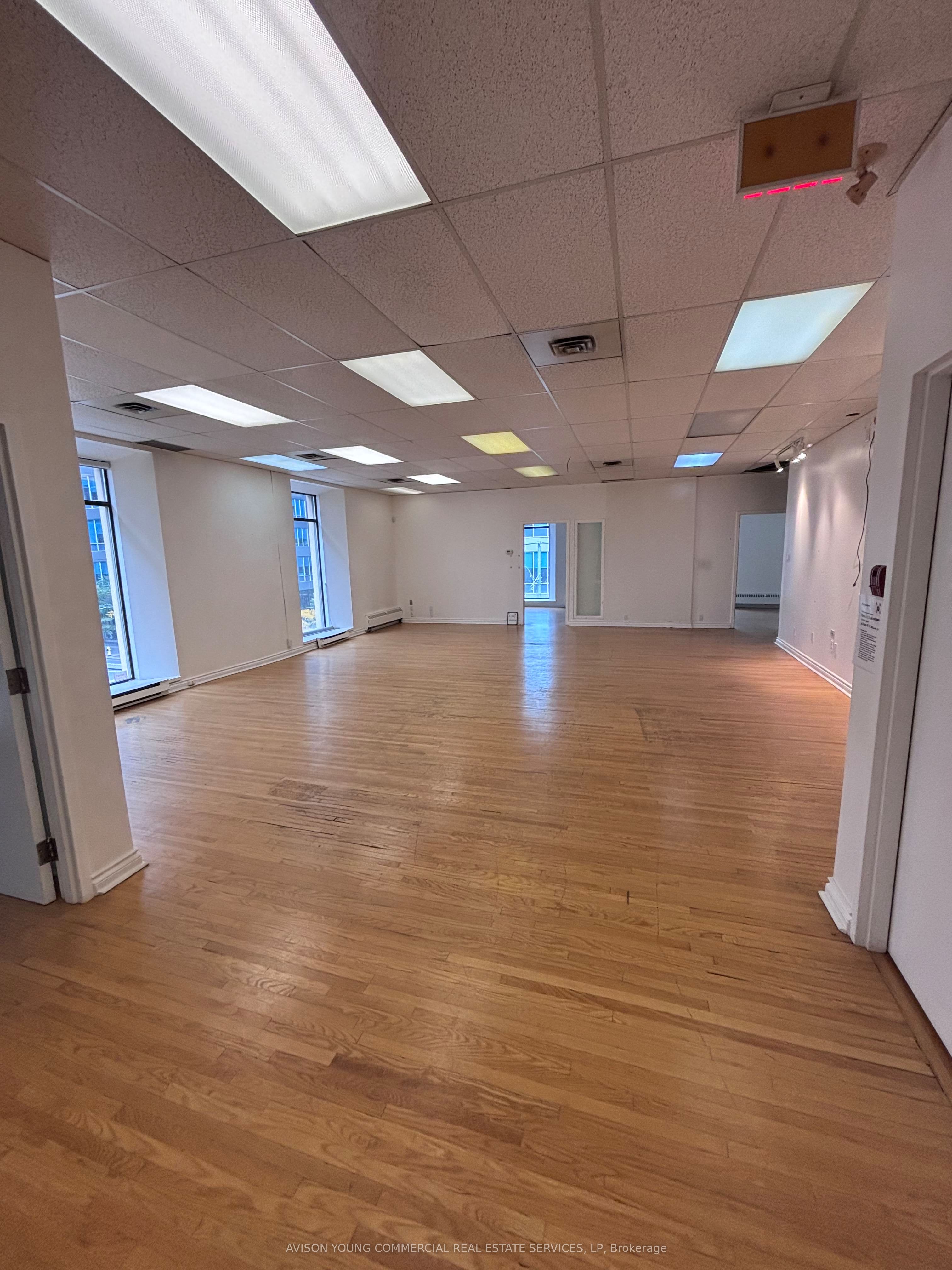 200-25 Toronto Street, Toronto, ON, M5C 2R1