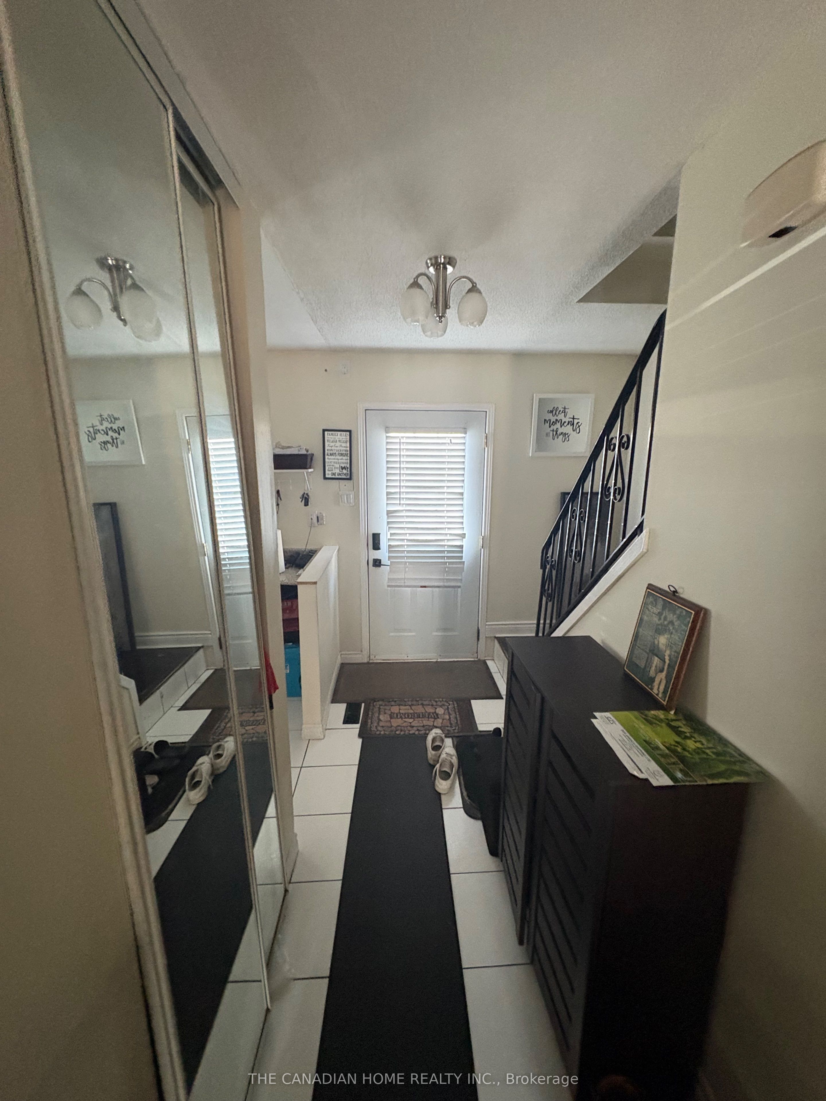45 Hansen Road E, Brampton, ON, L6V 3C5 photo 2