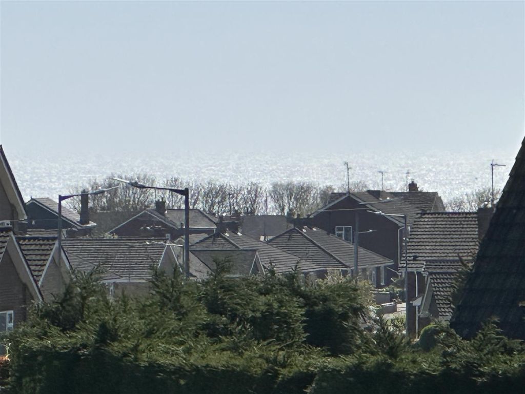 Additional image 38 of 2 bed flat for saleChestnut Court, Bridlington YO16