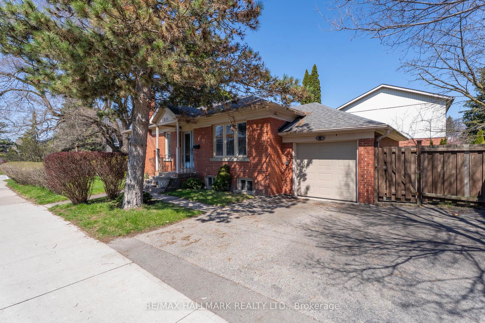 Additional image 6 of 200 Berry Road, Toronto, ON, M8Y 1W8