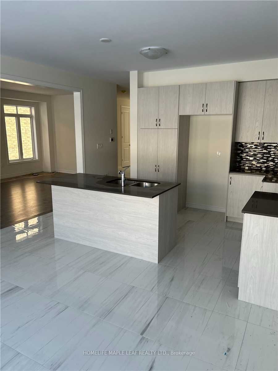 Additional image 5 of 177 Ferragine Crescent, Bradford West Gwillimbury, ON, L3Z 4K1