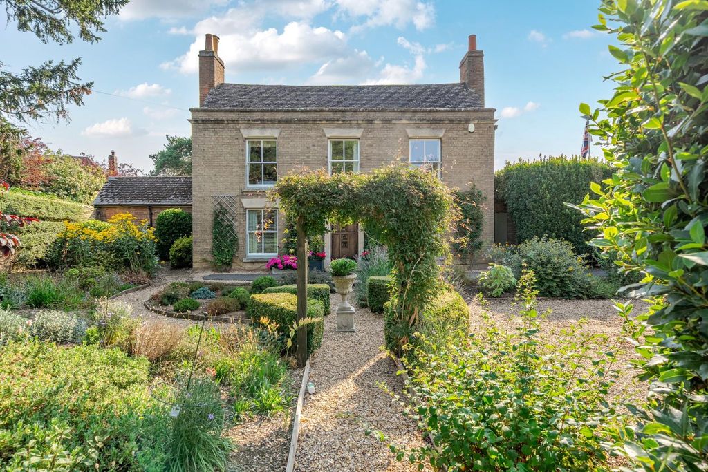 Additional image 27 of 4 bed property for saleLondon Road, Sandy SG19