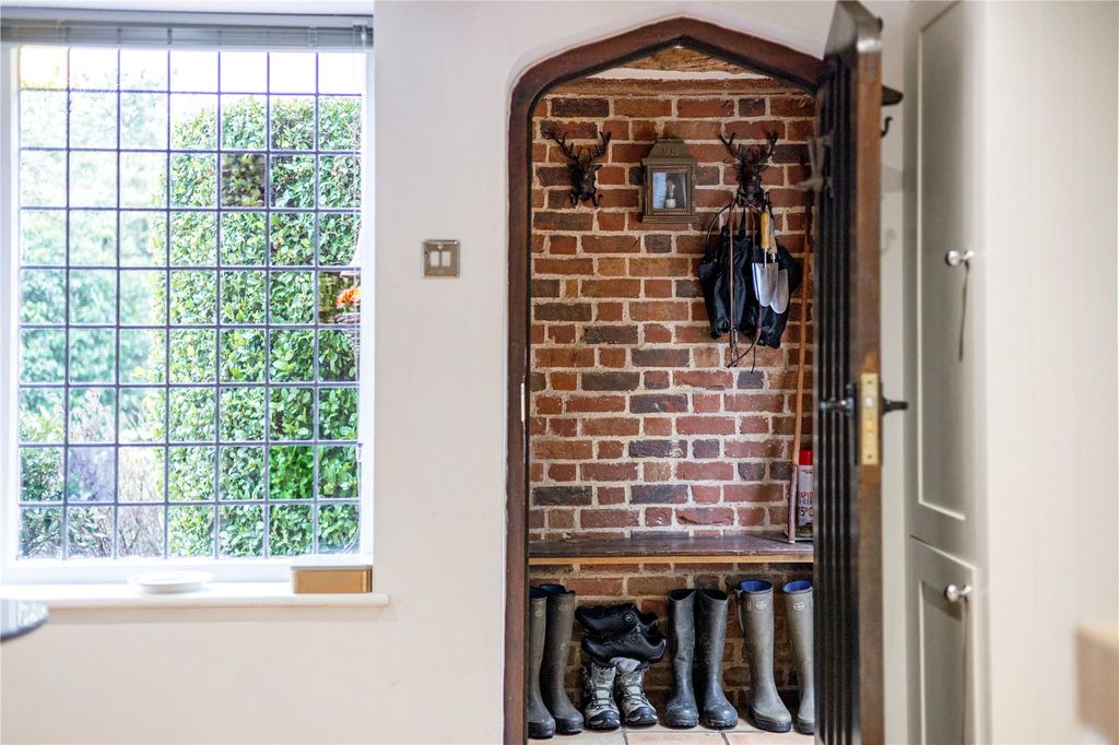 Additional image 18 of 5 bed detached house for saleChurch Road, Barton-Le-Clay, Bedford, Bedfordshire MK45