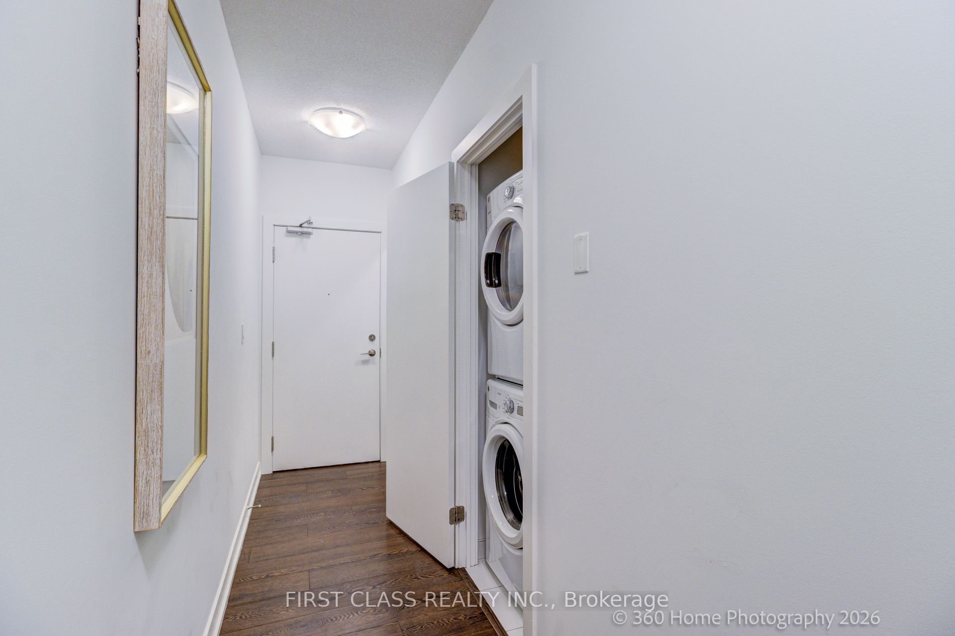 Additional image 4 of 1610-20 Bruyeres Mews, Toronto, ON, M5V 0G8