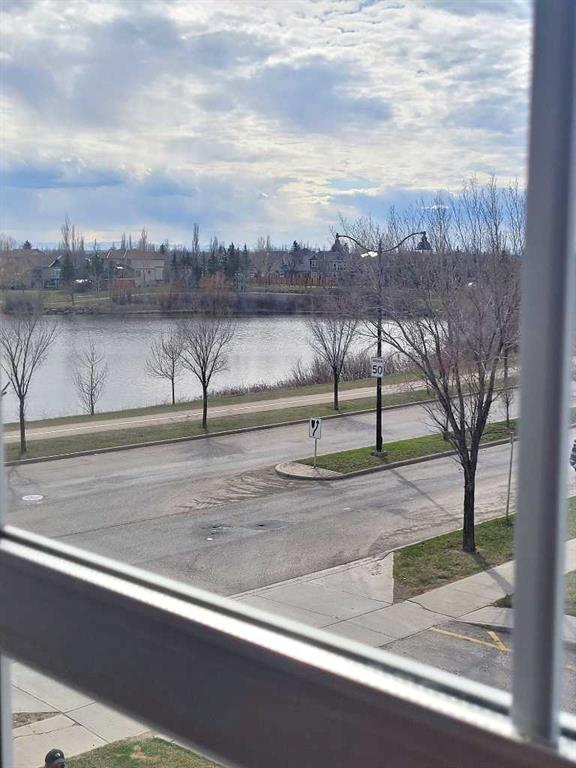 Additional image 2 of 140 Promenade Way SE, Calgary, AB, T2Z 4E9